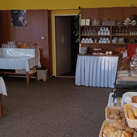 Pensjonat Starr Havlíčkŭv Brod