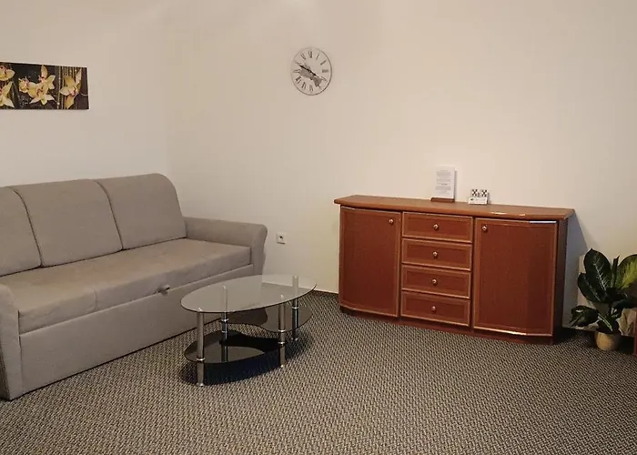 Starr Guest house